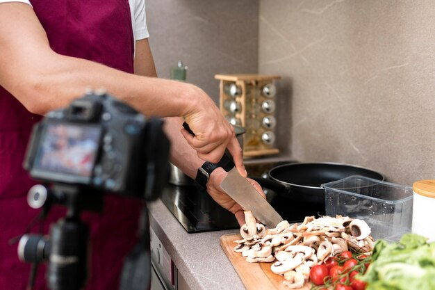 A cooking blog identifies a content gap in video recipes